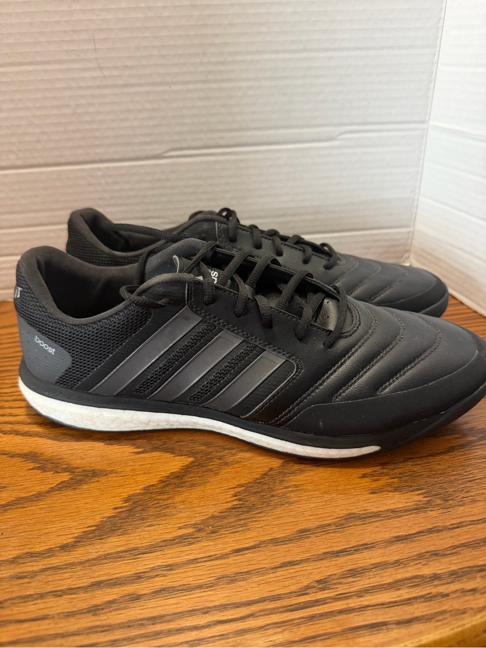 adidas Men’s  Boost-Messi Style Sneakers Indoor soccer Freefootball Running